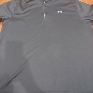 UD black polo shirt